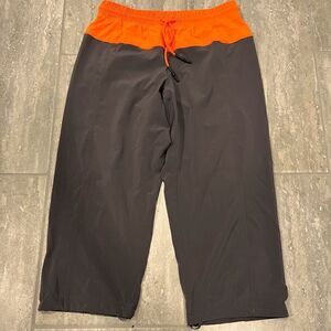 🌸Lululemon Step Lively Crop 82 